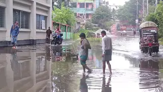 বছরের পর বছর জলবদ্ধতার দুর্ভোগ পোহাচ্ছে টাঙ্গাইল পৌরবাসী